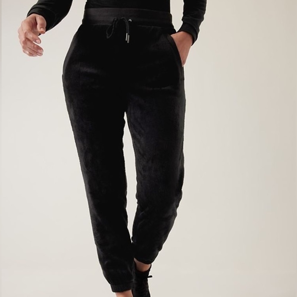 Athleta Black Cozy Karma Recover Jogger, NEW WITH TAGS